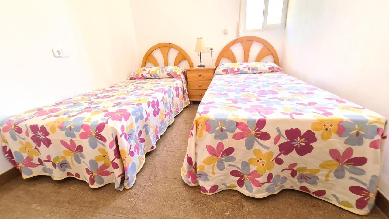 Appartamento Bonanza - 40 Metros De La Playa! Gandía Esterno foto
