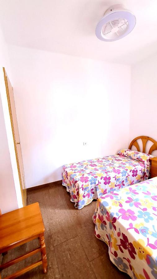 Appartamento Bonanza - 40 Metros De La Playa! Gandía Esterno foto