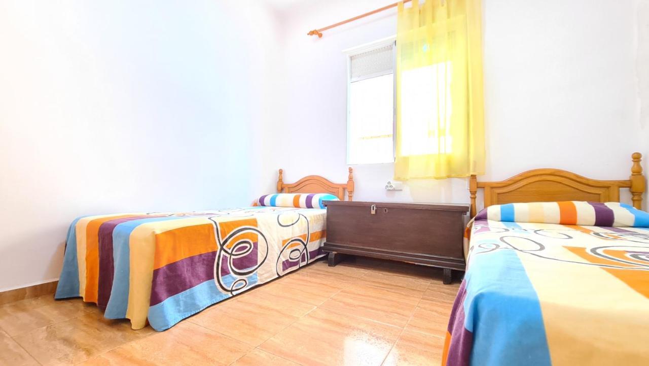 Appartamento Bonanza - 40 Metros De La Playa! Gandía Esterno foto
